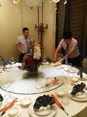 尊師重道，感恩同行——金海餐飲謝師宴火熱預定中，三重豪禮等您來享！