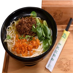 品味地道風(fēng)味，共贏餐飲未來(lái) 仲氏米線產(chǎn)品、門(mén)店與加盟服務(wù)全解析